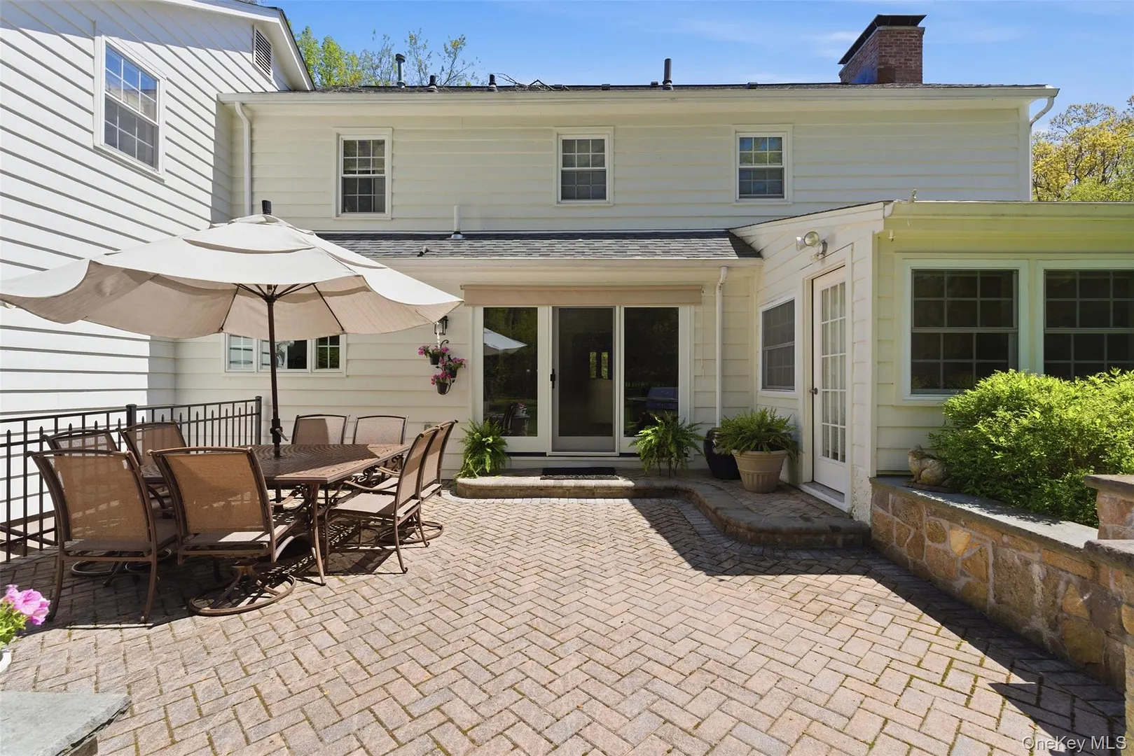 136 Devonshire Road Photo 31