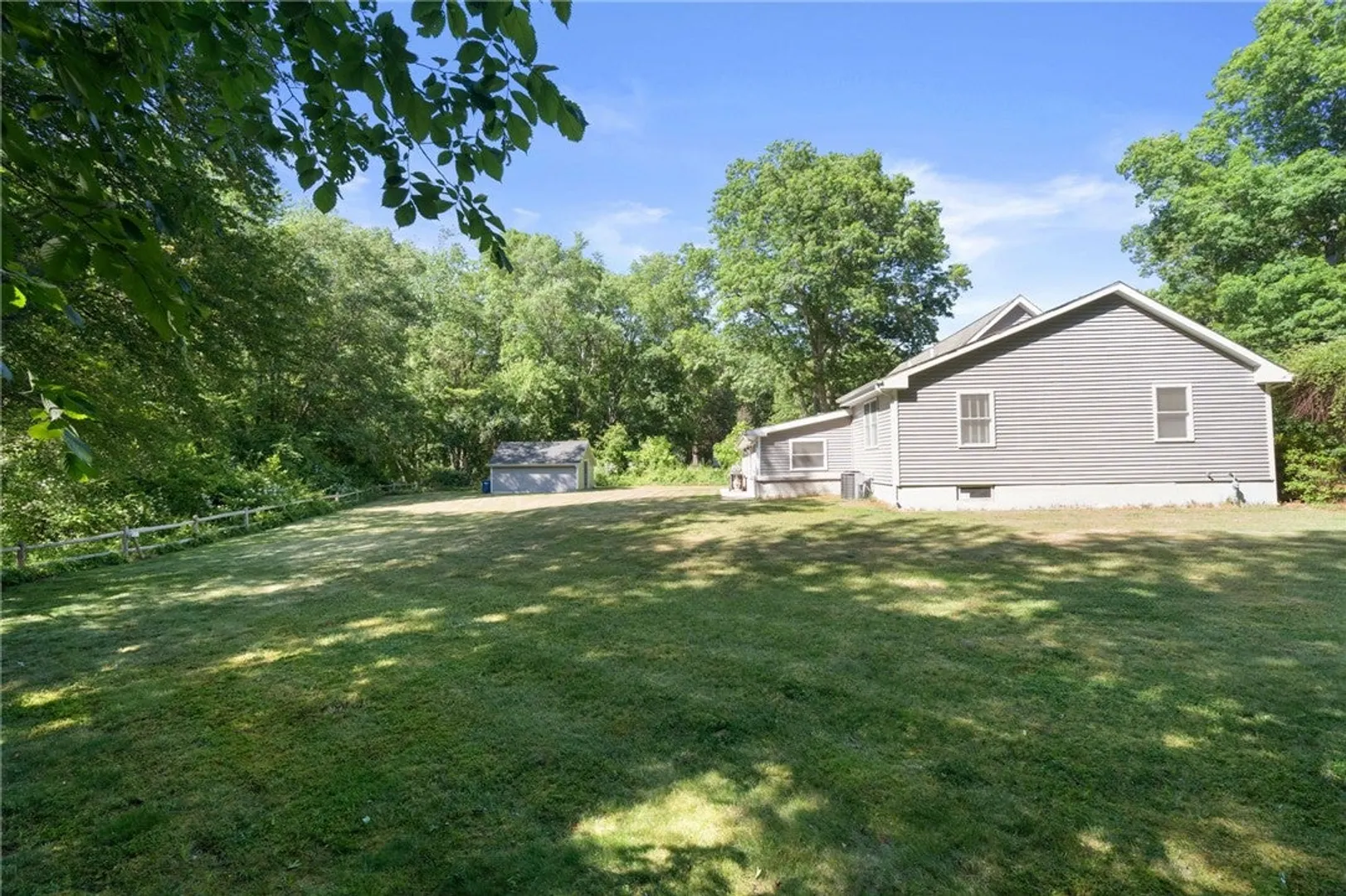 380 Woodward Avenue Photo 25