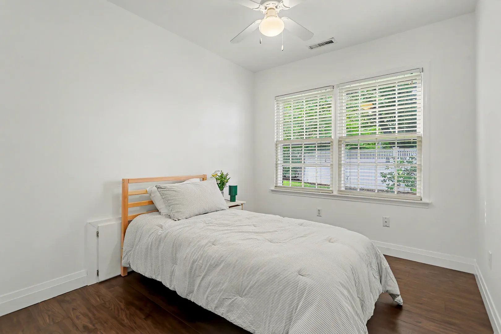 2 Evergreen Avenue Photo 14