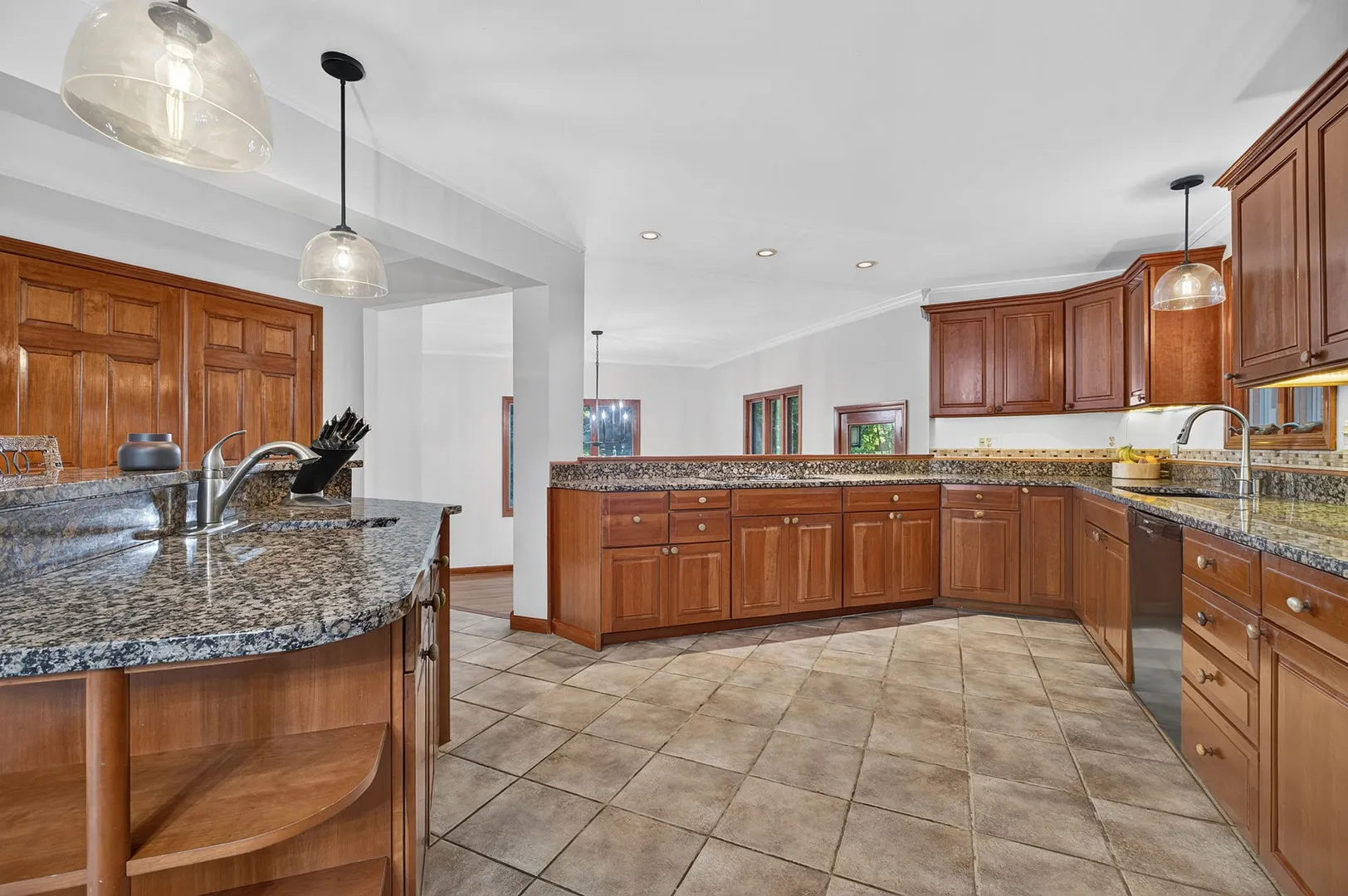 5 Connally Drive Photo 5