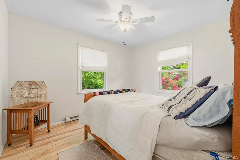 24 Tamarack Road Photo 16