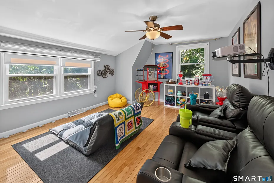 87 Chevas Road Photo 20
