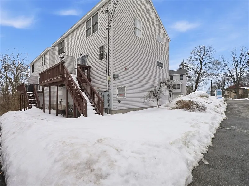 57 Wannalancit St  #11 Photo 35