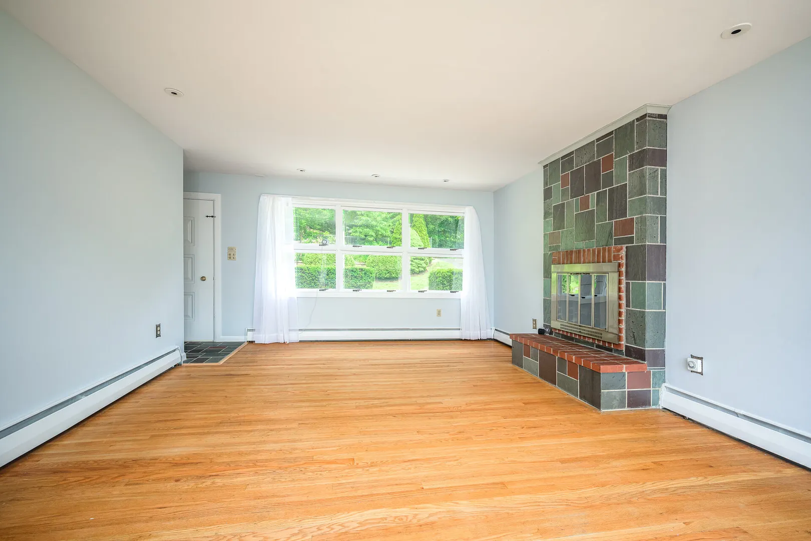 61 Soundview Avenue Photo 12