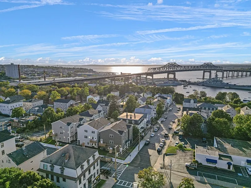 206 Durfee St. #1B Photo 9