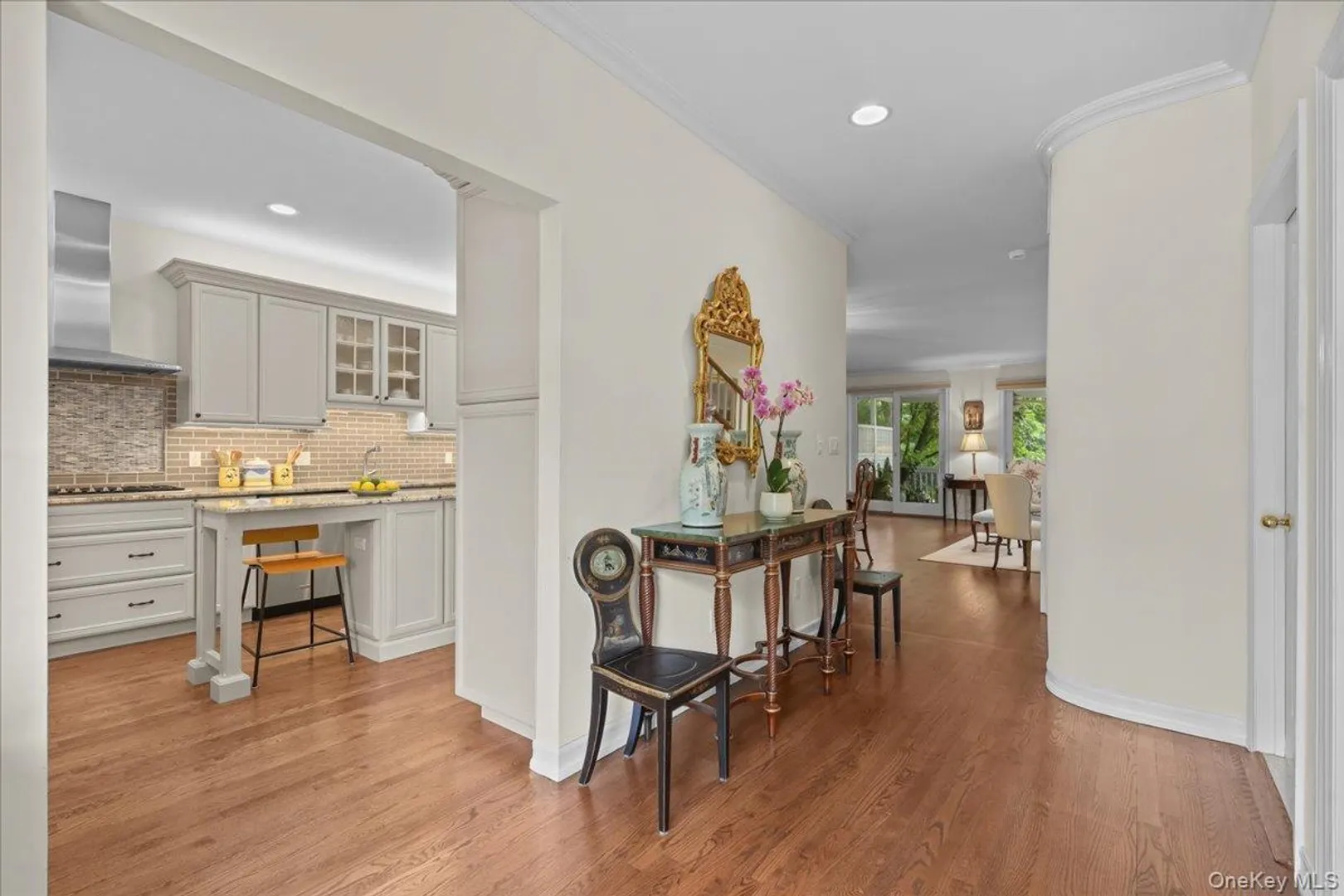 18 Brookview Drive Photo 3