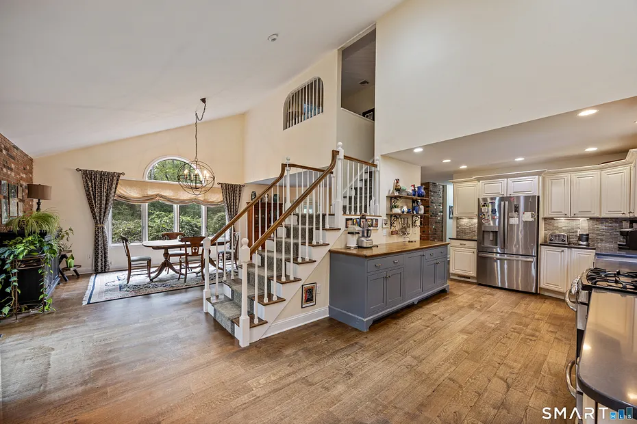 130 Fairhaven Drive Photo 15