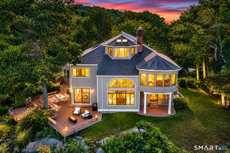 15 Alpine Drive Photo 1