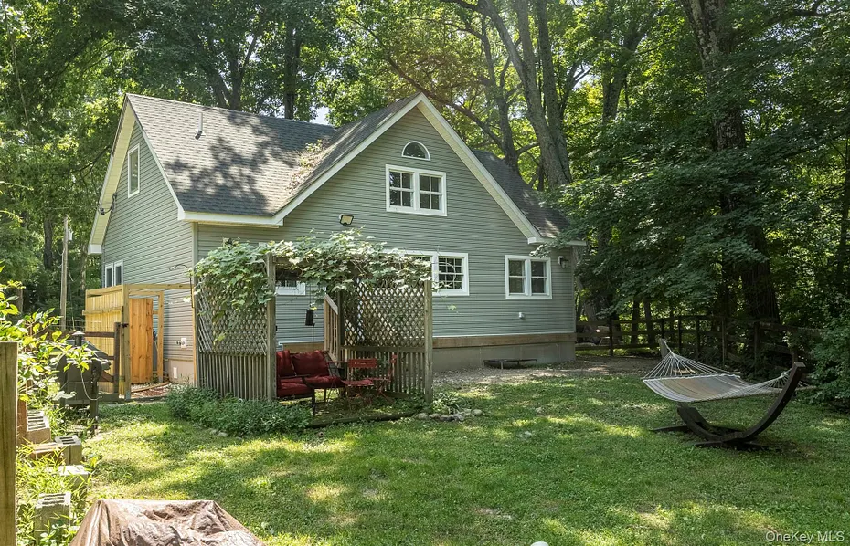 13-14 Creekside Place Photo 26