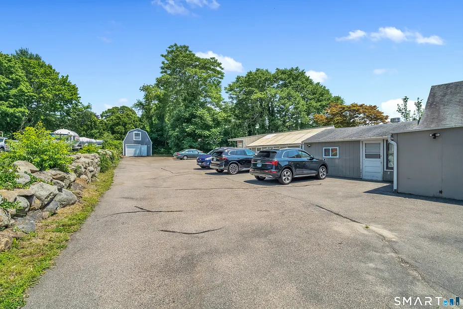 296 Mitchell Street Photo 25