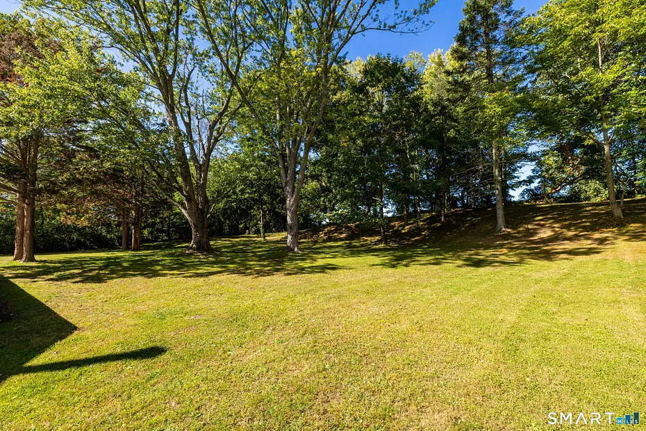 29 Abby Drive Photo 4