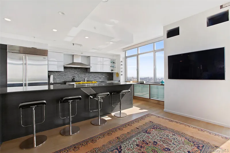 1485 5th Avenue  #26D Photo 11