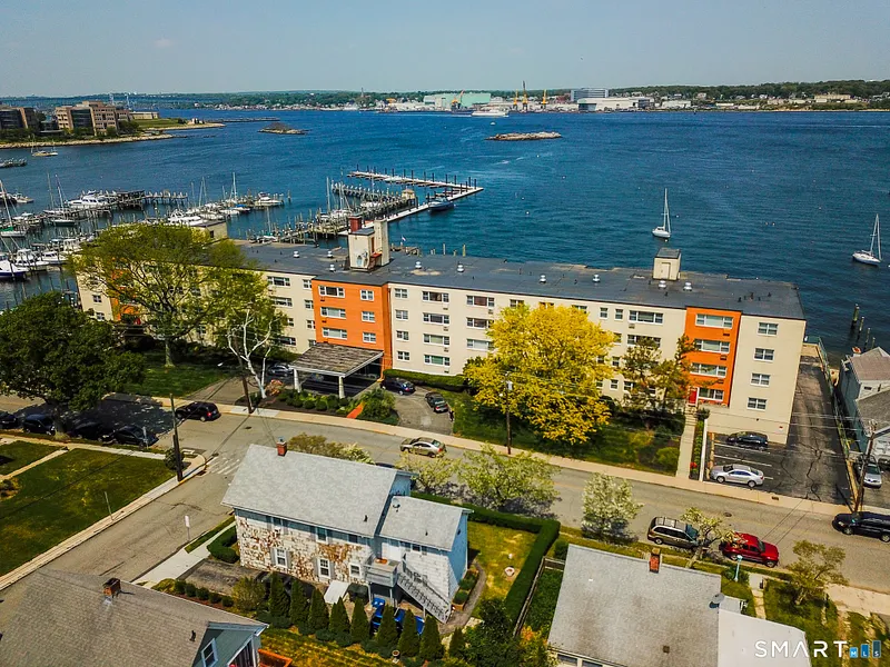 292 Pequot Avenue  #B2 Photo 4