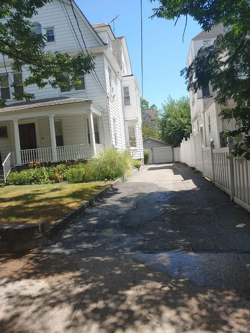 23 Cottage Avenue Photo 4