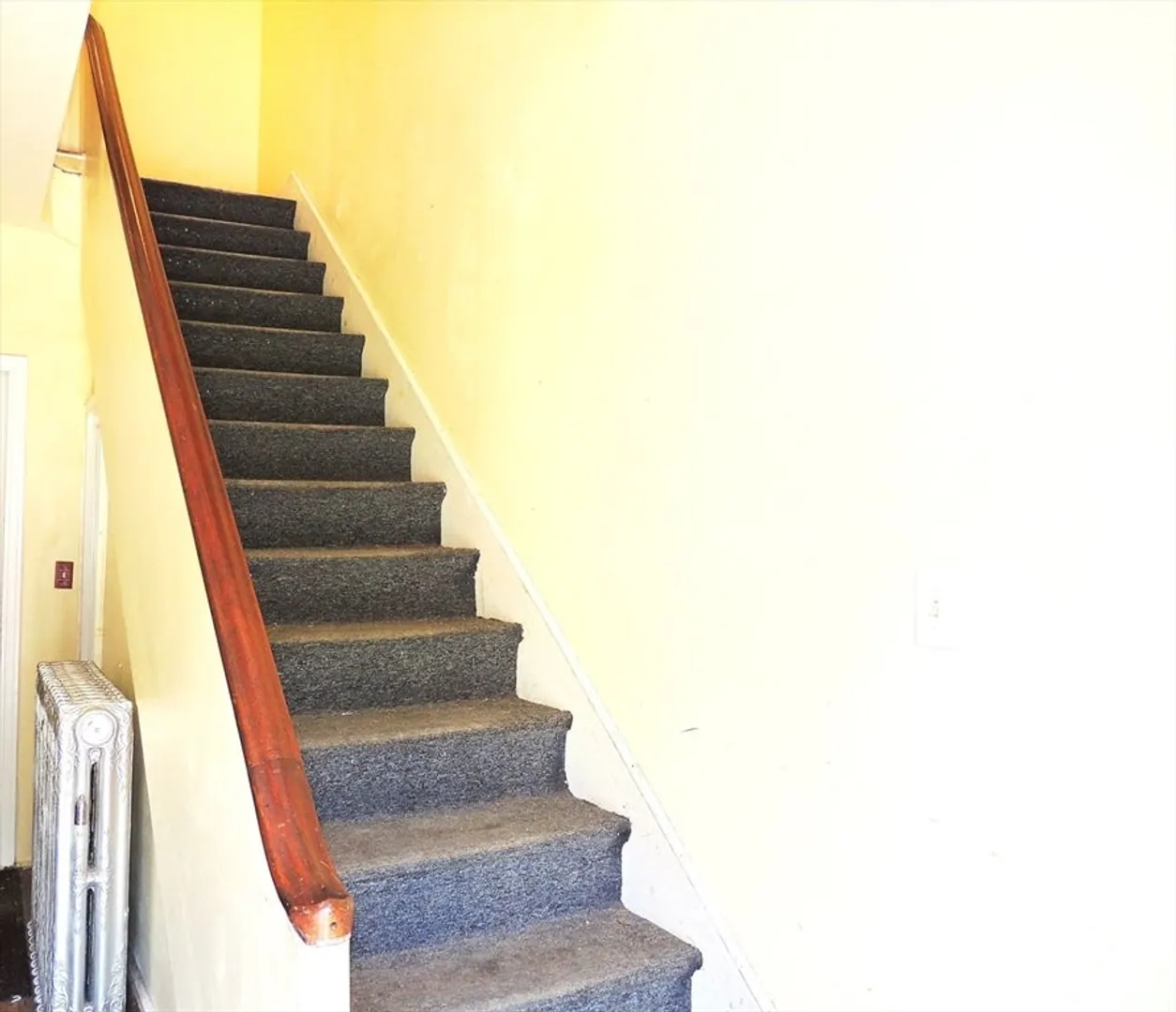 90 Quaboag St Photo 3