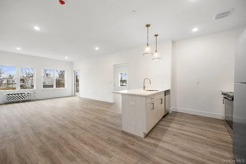 306 Bluestone Court  #104 Photo 14
