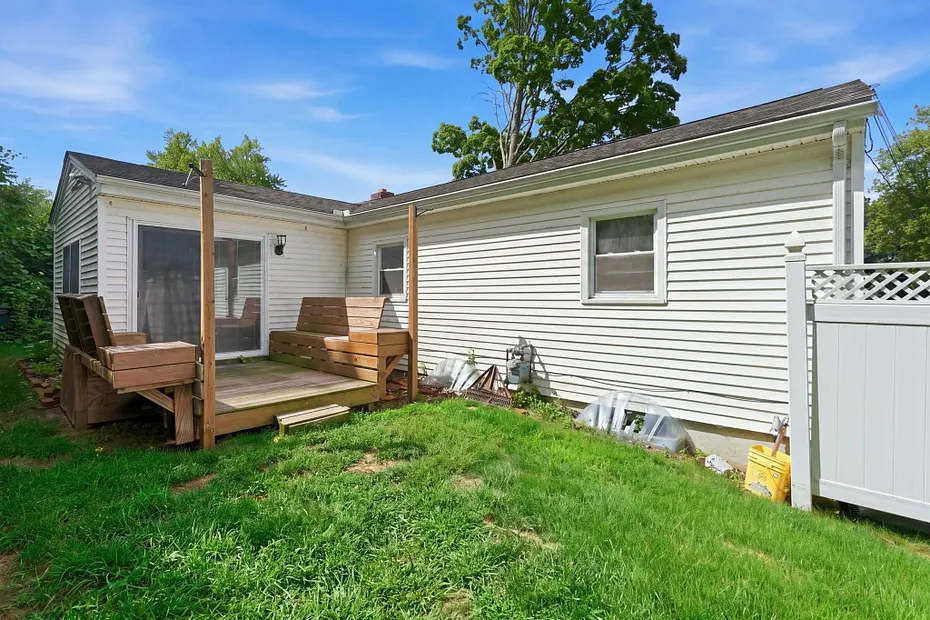 31 Sunset Terrace Photo 30