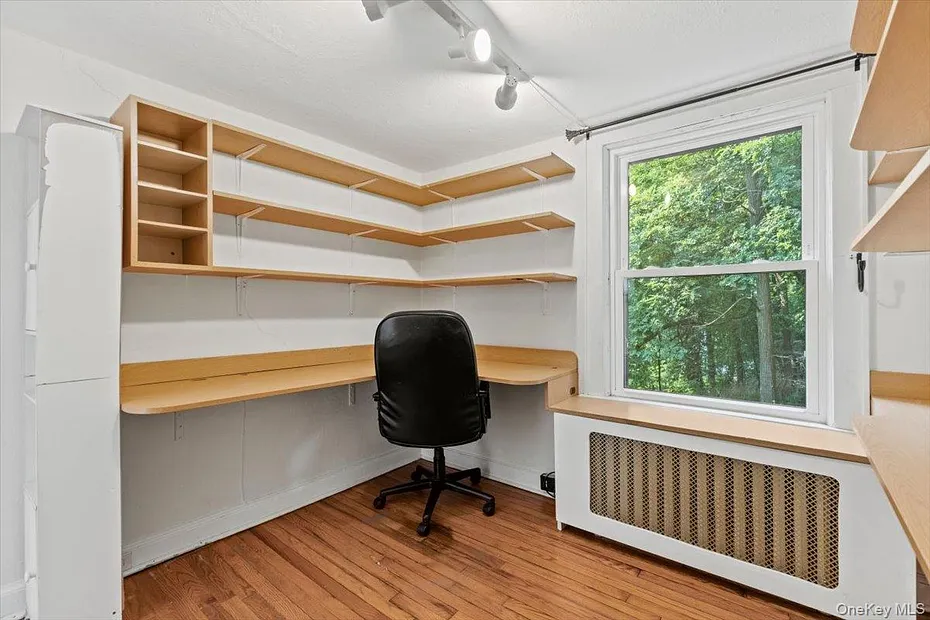 38 Fenimore Drive Photo 25