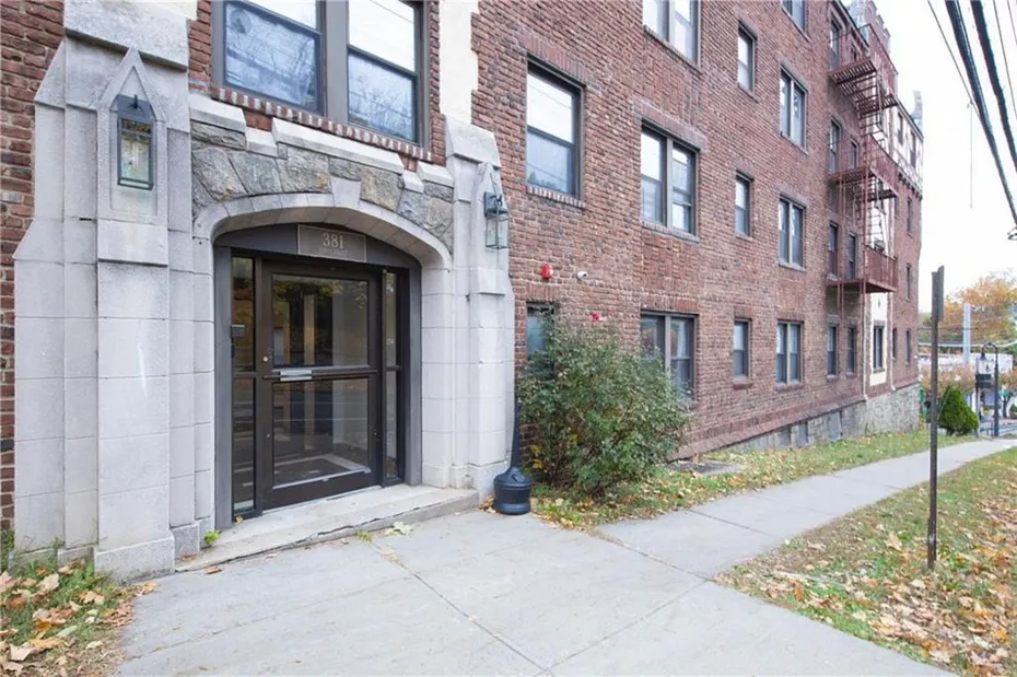 381 Broadway  #1B Photo 1