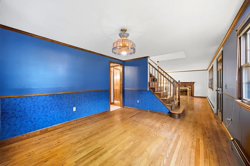 83 Barbara St Photo 4