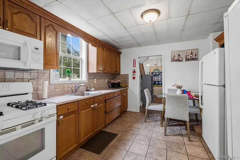 29 Blauvelt Avenue Photo 10