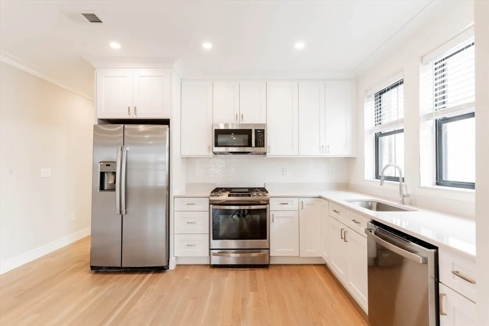 279 Lamartine St. #2 Photo 2