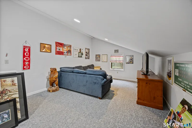 130 Fairhaven Drive Photo 29