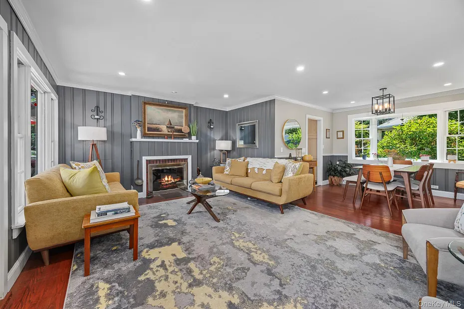 1 Colonial Drive Photo 15