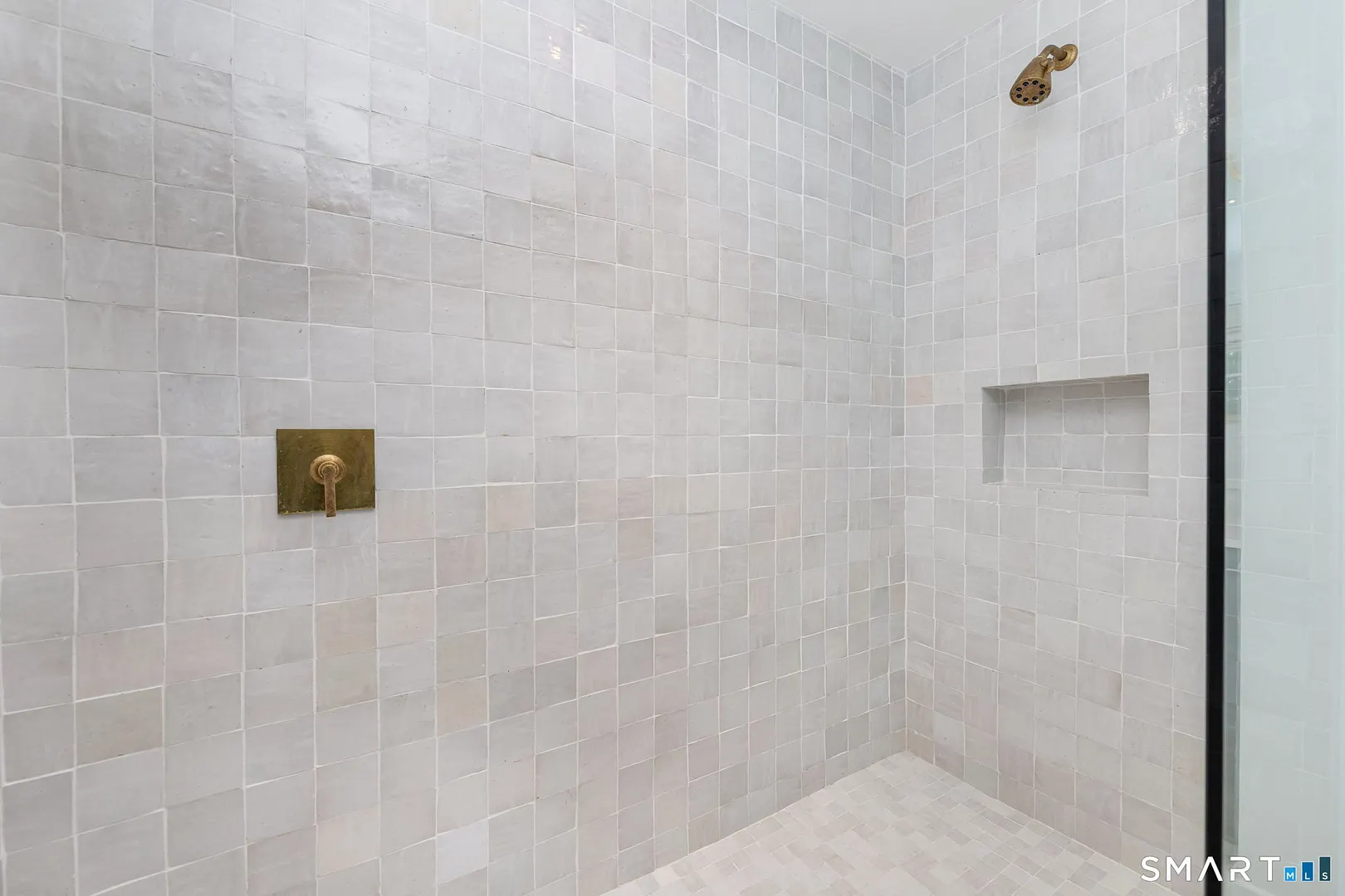 631 Milton Road Photo 21