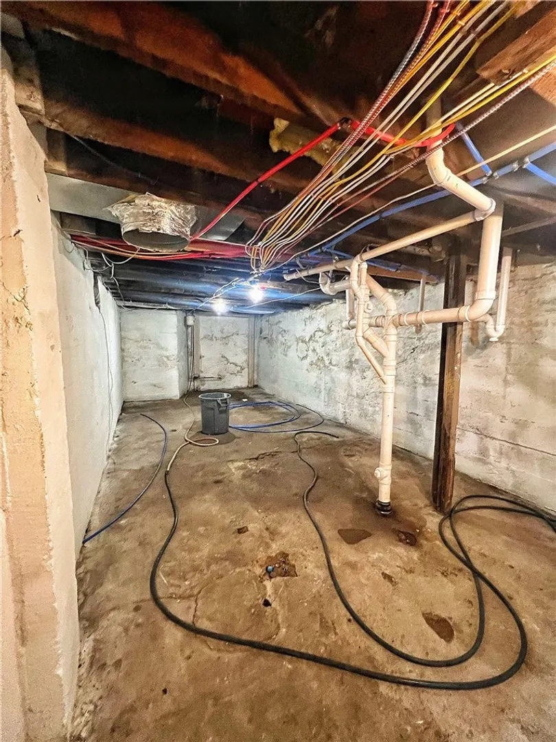 237 Cowden Street Photo 35