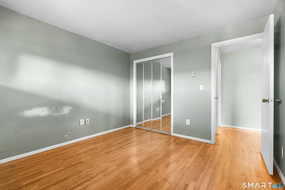 275 West Walk #275 Photo 8