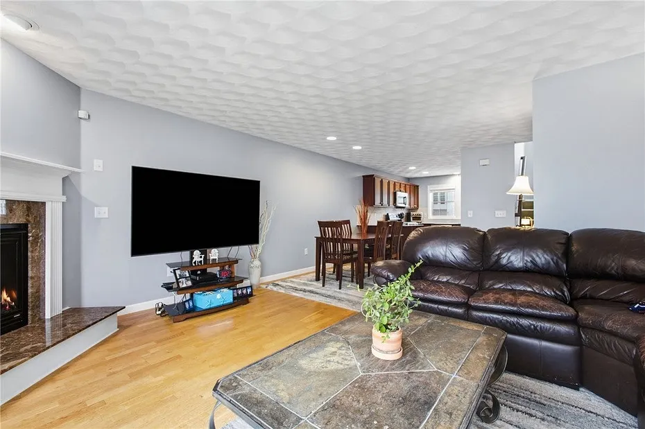 68 Red Brook Lane Photo 12