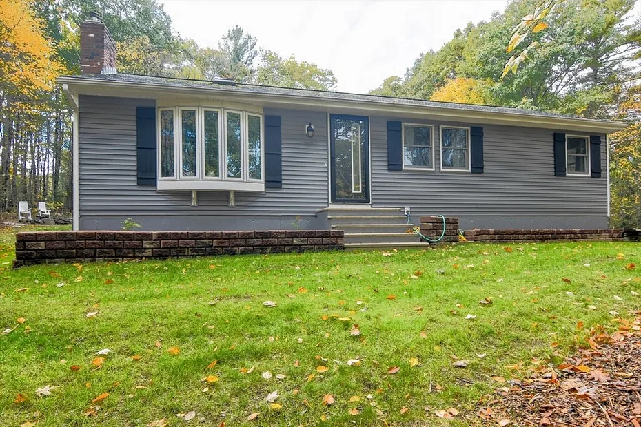 85 Paddock Rd Photo 1