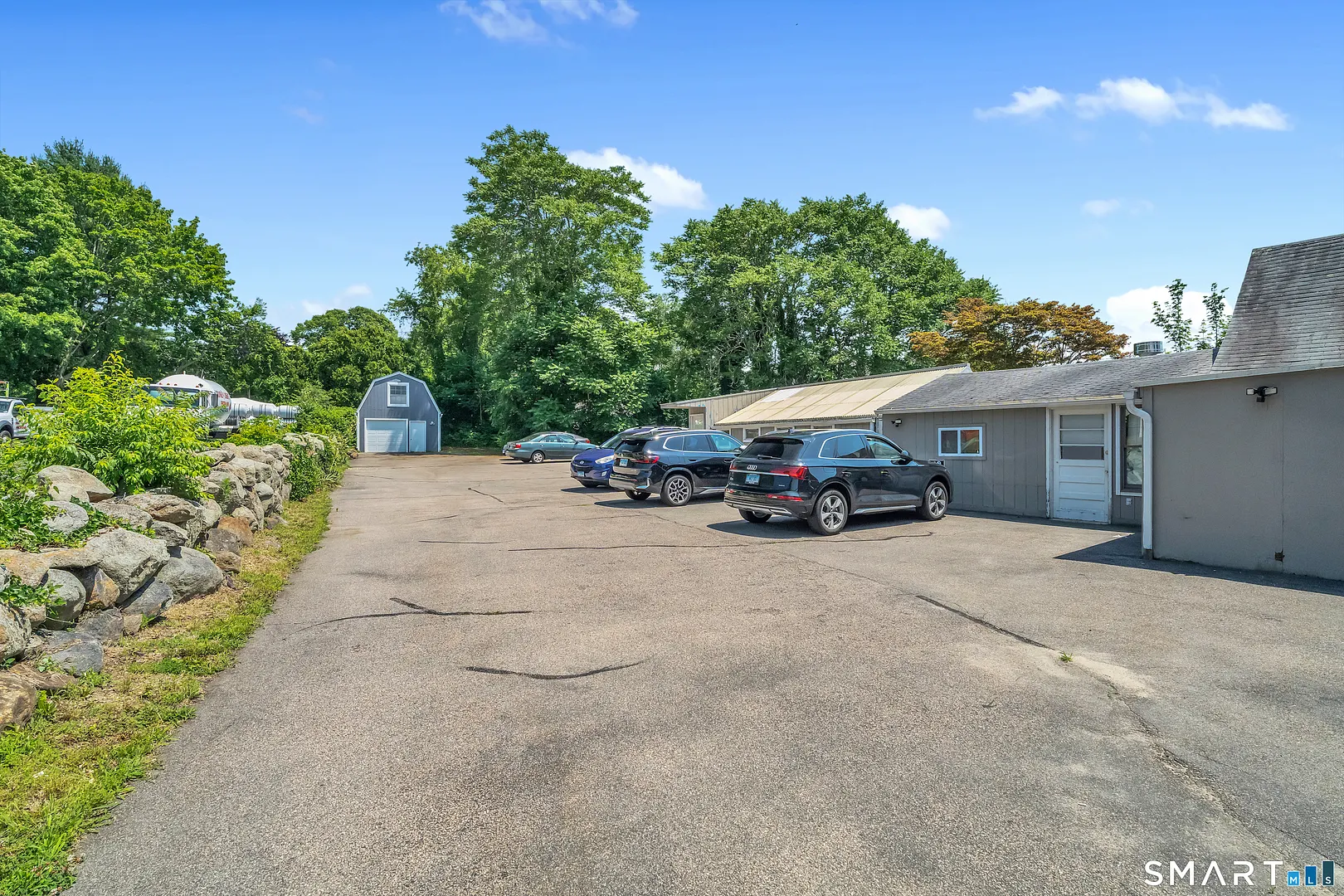 296 Mitchell Street Photo 25
