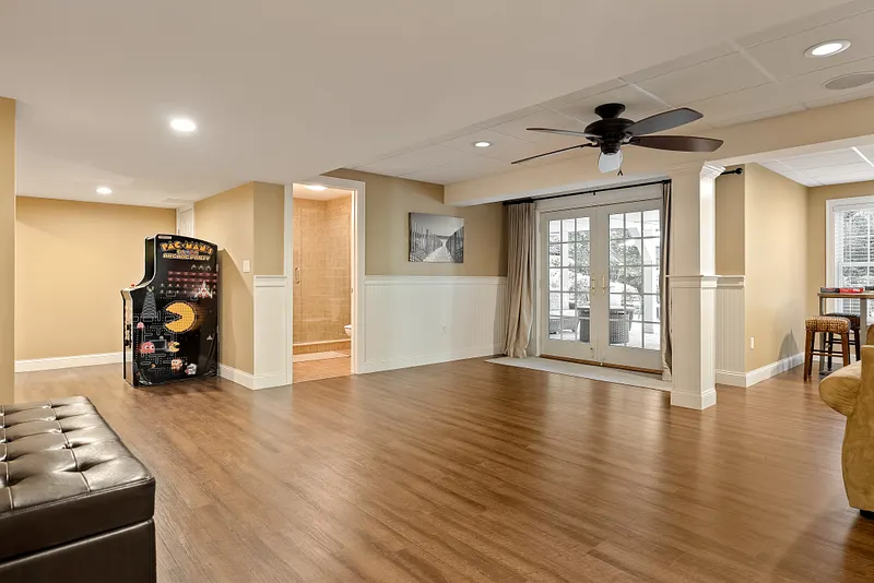 14 Highwood Crossing Photo 33