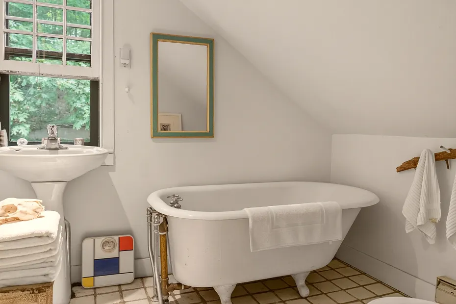 50 Southbury Road Photo 20