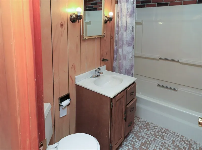 2590 Providence Road Photo 21