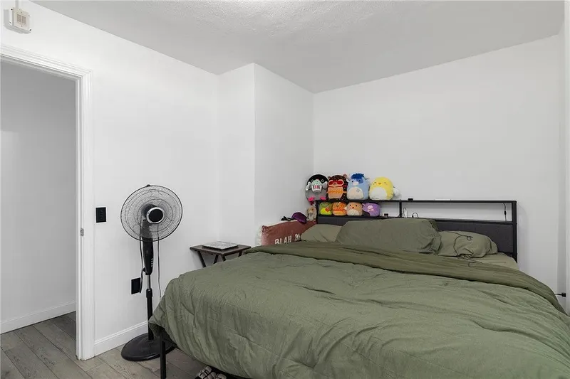 681 Providence Street Photo 14