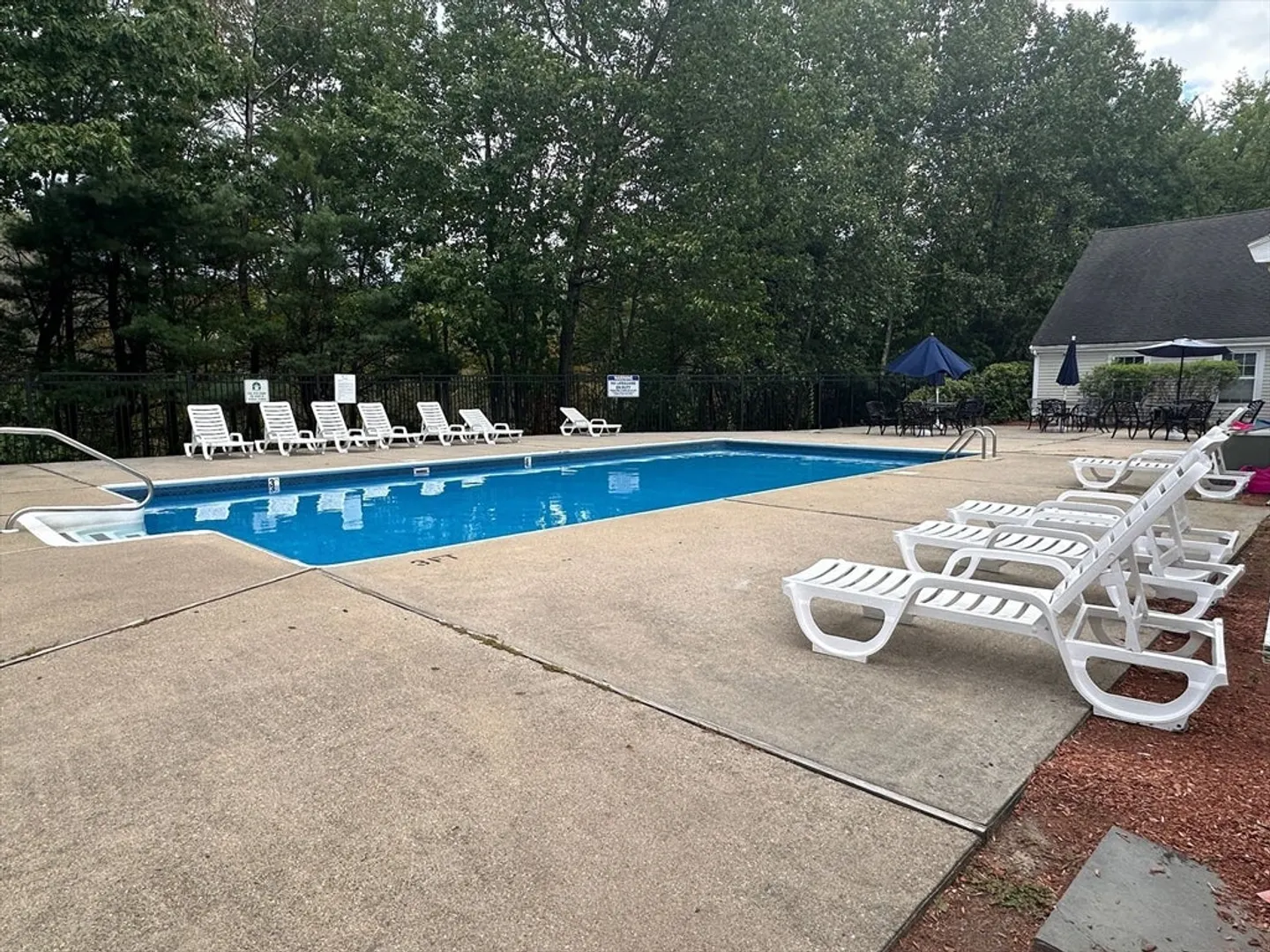 450 Brookside Dr  #B Photo 22