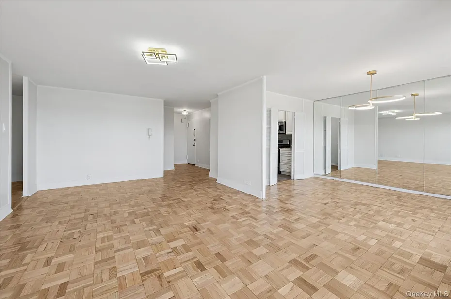 2500 Johnson Avenue  #15N Photo 5
