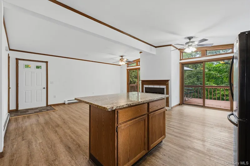 35 Moccasin View Road Photo 18