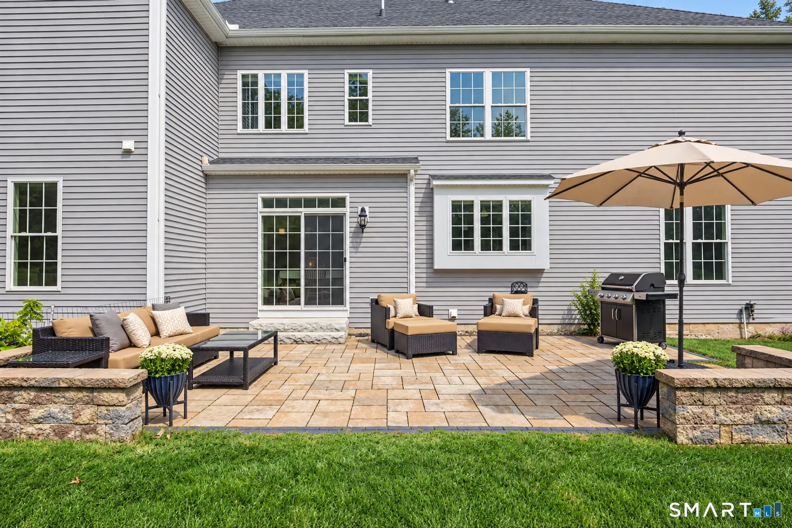 61 Lenox Road Photo 13