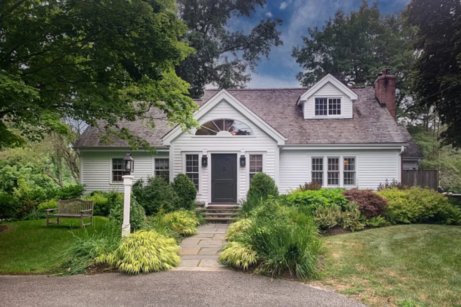 17 West Morris Road Photo 1