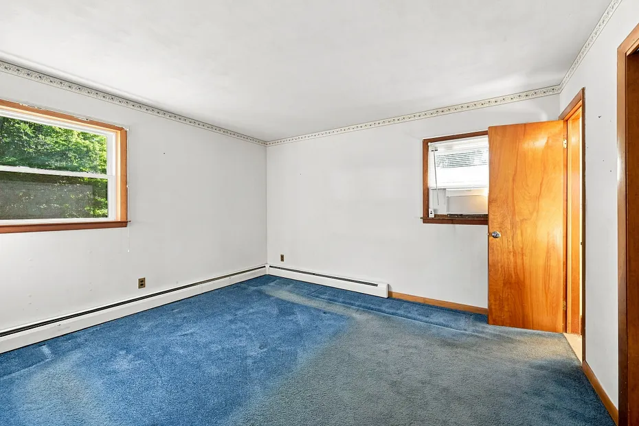 3 Holly Lane Photo 9