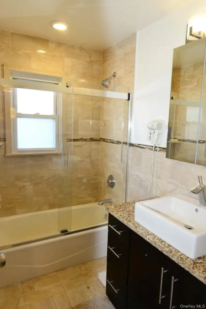 69 Wingate Road Photo 32
