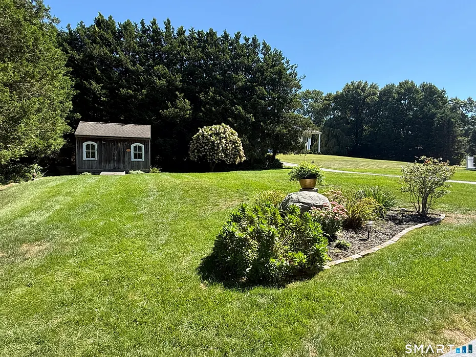 64 Old Black Point Road Photo 5
