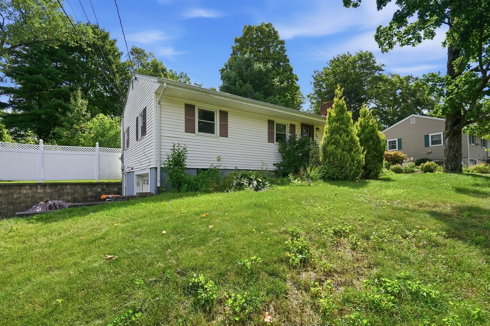 31 Sunset Terrace Photo 2