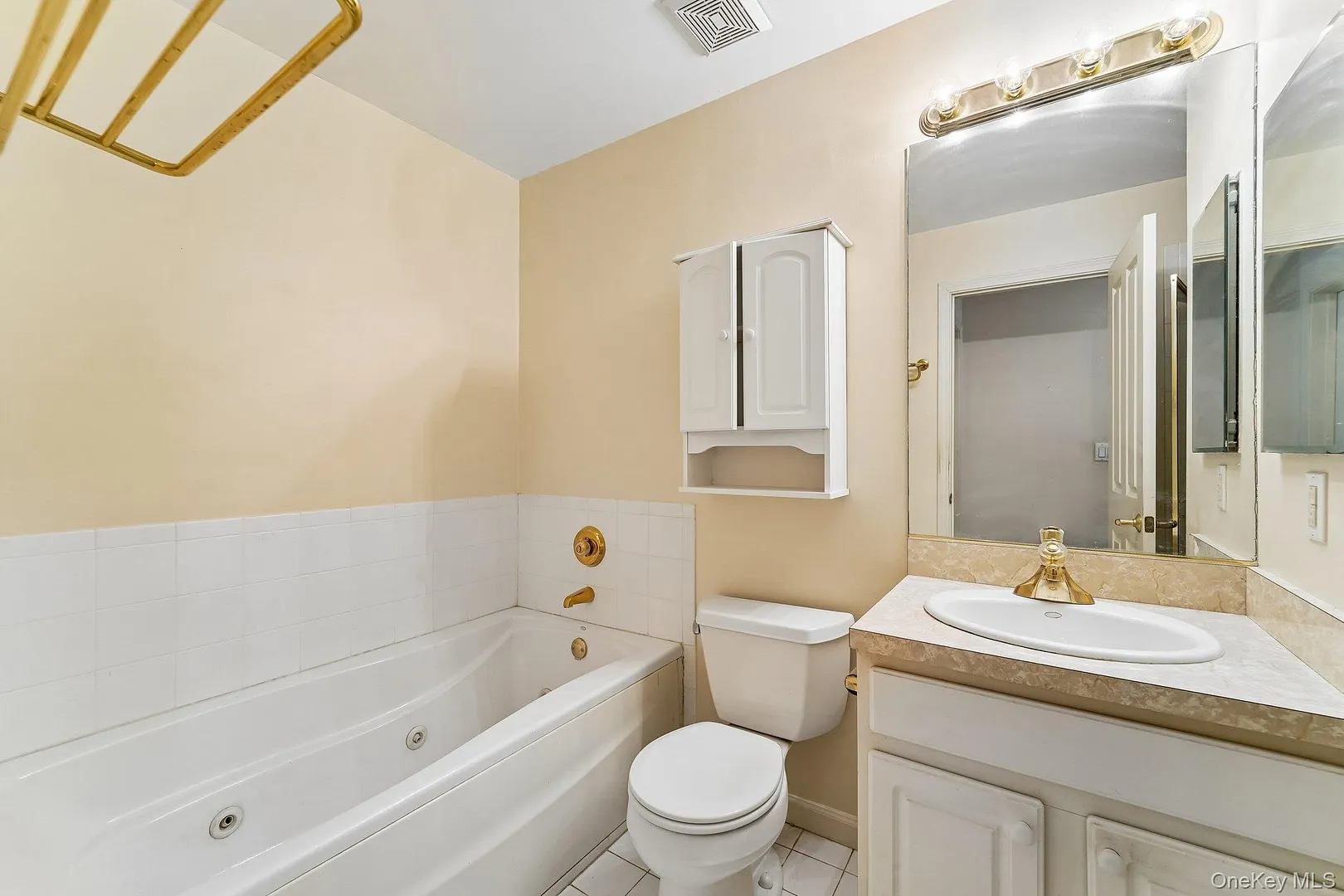 122 Crystal Hill Drive Photo 15