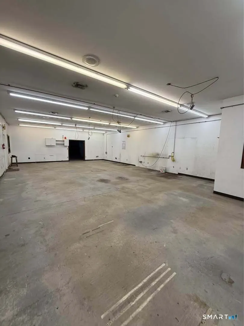 29 Seemans Lane Photo 13