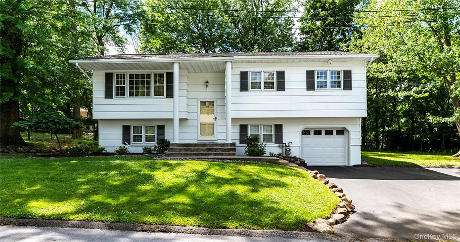 414 Maple Avenue Photo 6
